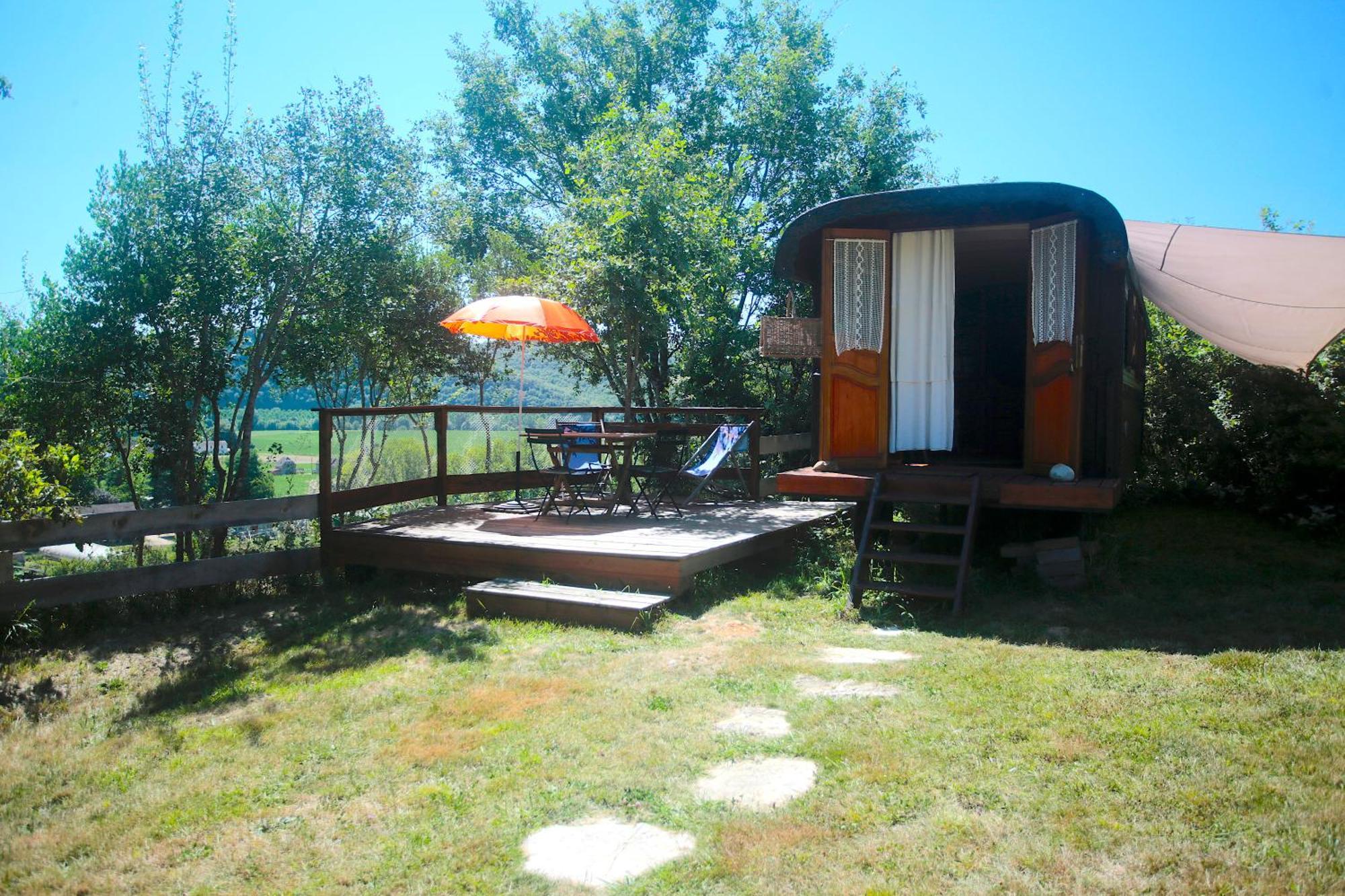 Luxuszelt La Roulotte Du Coustal, Cajarc, Lot *